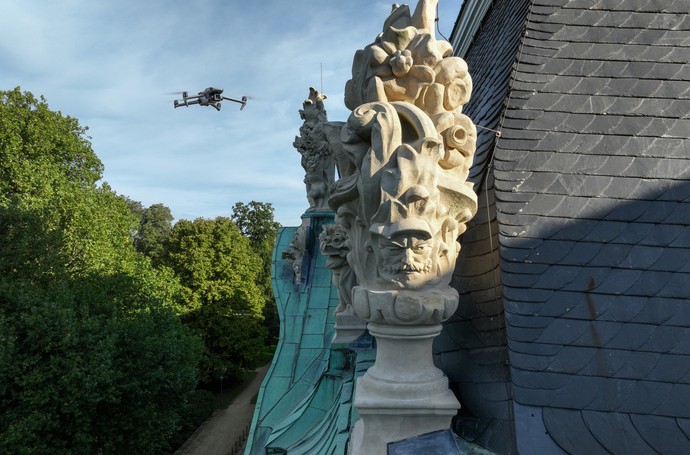 Monitoring via Drohnenflug am Schloss Münster